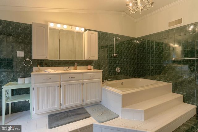 133 FORT HENRY RD, Bethel, PA 19507