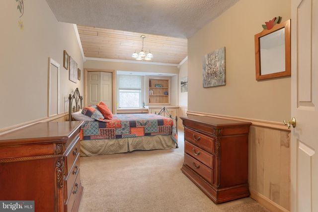 133 FORT HENRY RD, Bethel, PA 19507