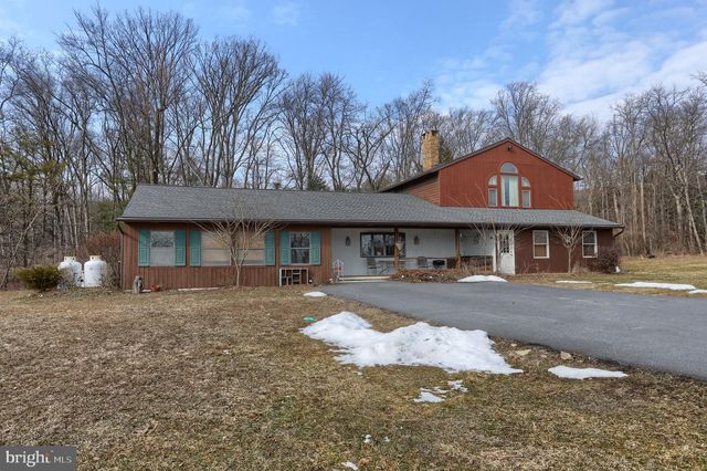 133 FORT HENRY RD, Bethel, PA 19507