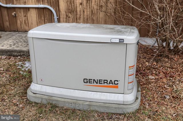 133 FORT HENRY RD, Bethel, PA 19507