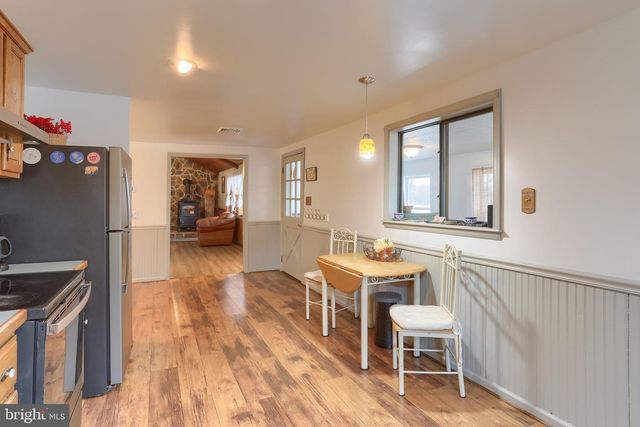 133 FORT HENRY RD, Bethel, PA 19507