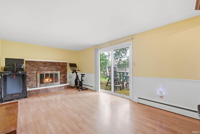2614 Forest Valley Drive, Fort Wayne, IN 46815
