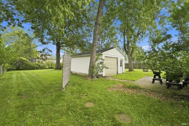 2614 Forest Valley Drive, Fort Wayne, IN 46815
