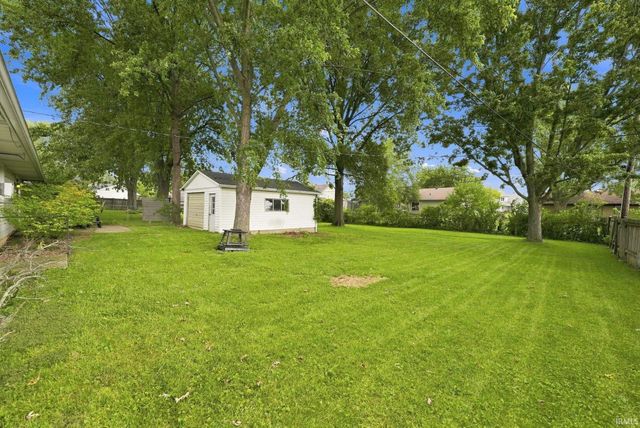 2614 Forest Valley Drive, Fort Wayne, IN 46815