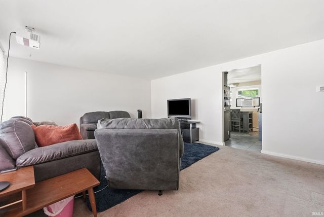 2614 Forest Valley Drive, Fort Wayne, IN 46815
