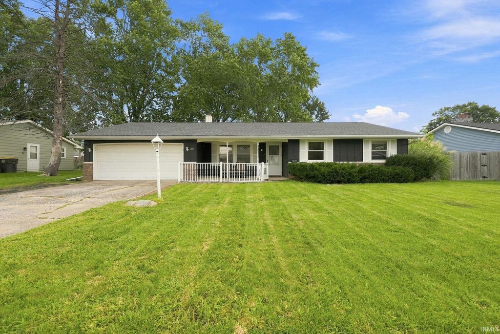 2614 Forest Valley Drive, Fort Wayne, IN 46815
