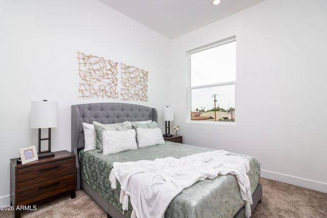 4020 N 12TH Street, Phoenix, AZ 85014