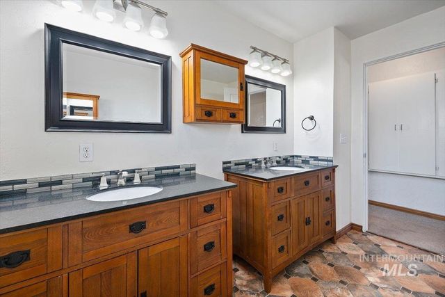 109 16th Ave W, Jerome, ID 83338