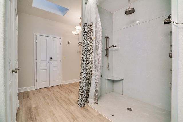 129 Little River Bend, Mabank, TX 75156