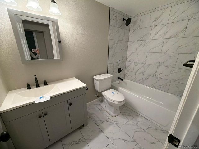 15047 E Louisiana Drive A, Aurora, CO 80012