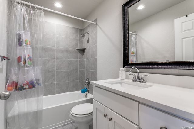 5610 ANCIENT AVE, San Antonio, TX 78266