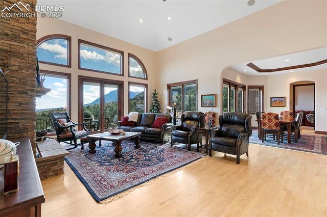 2855 Aquila Court, Colorado Springs, CO 80906