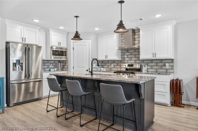 305 Boulder Drive, Van Buren, AR 72956