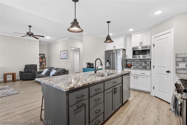 305 Boulder Drive, Van Buren, AR 72956