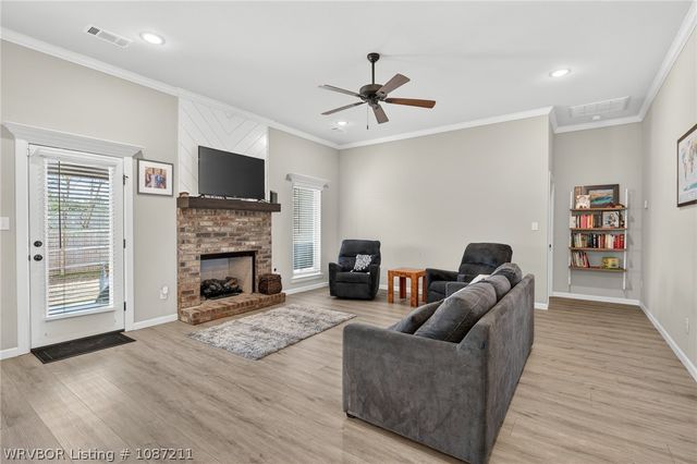 305 Boulder Drive, Van Buren, AR 72956