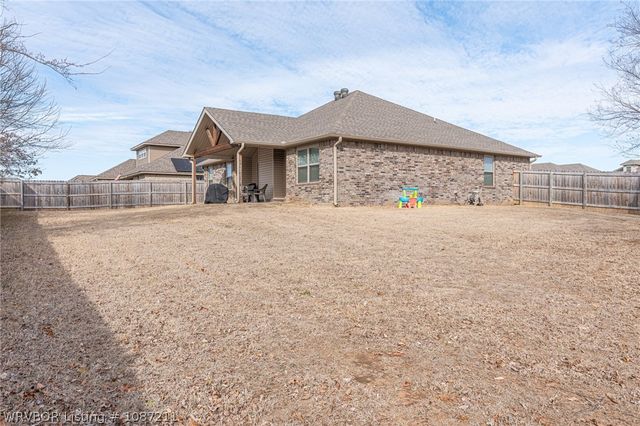 305 Boulder Drive, Van Buren, AR 72956