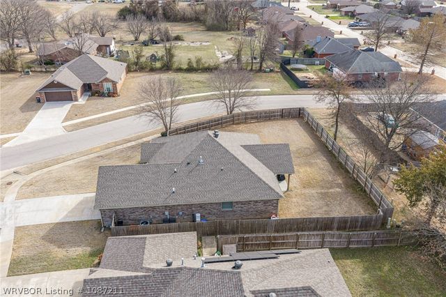 305 Boulder Drive, Van Buren, AR 72956