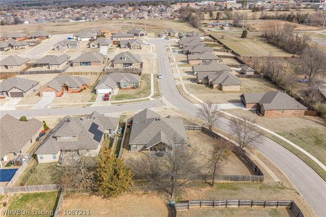 305 Boulder Drive, Van Buren, AR 72956