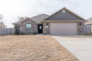305 Boulder Drive, Van Buren, AR 72956