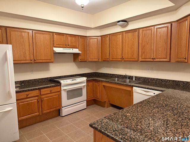 713 Pine Hill Boulevard 713, Plymouth, CT 06782