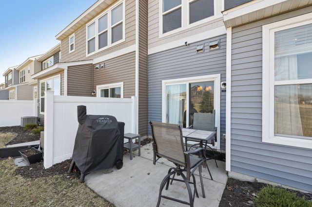 18528 60th Avenue N, Plymouth, MN 55446