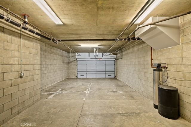 431 N Los Robles 6, Pasadena, CA 91101