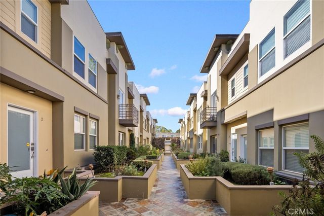 431 N Los Robles 6, Pasadena, CA 91101