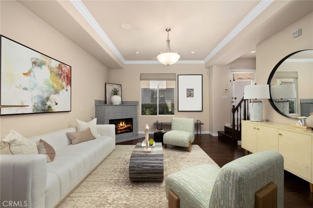 431 N Los Robles 6, Pasadena, CA 91101