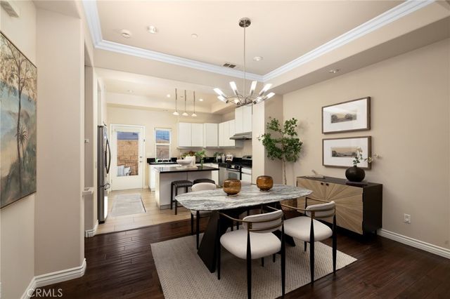 431 N Los Robles 6, Pasadena, CA 91101