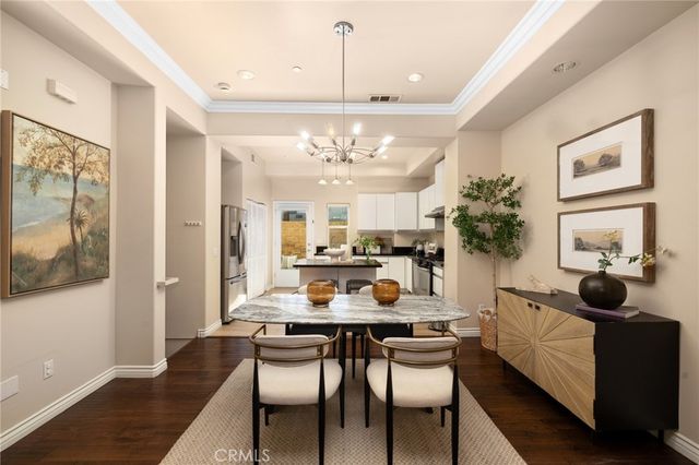 431 N Los Robles 6, Pasadena, CA 91101