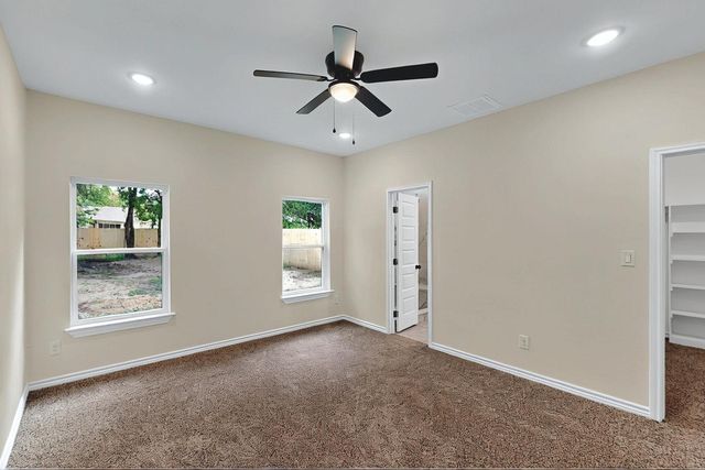 415 Martin Luther King Jr Street, Sulphur Springs, TX 75482
