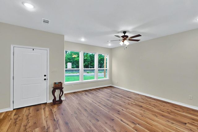 415 Martin Luther King Jr Street, Sulphur Springs, TX 75482