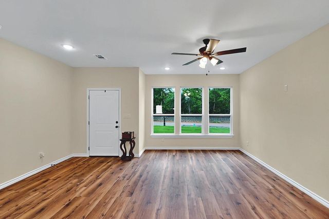 415 Martin Luther King Jr Street, Sulphur Springs, TX 75482