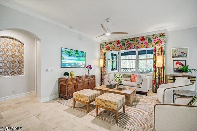 2855 Tiburon BLVD E 102, Naples, FL 34109