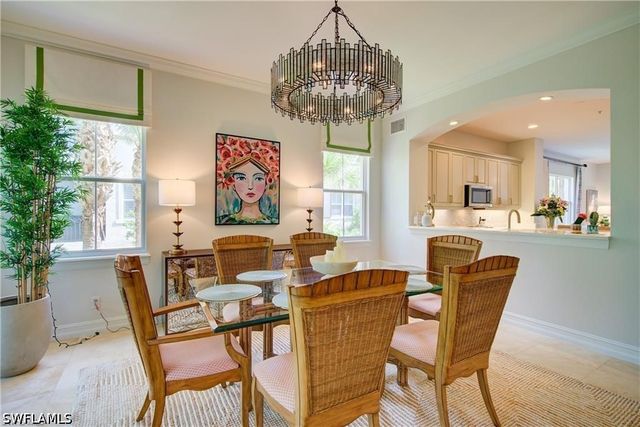 2855 Tiburon BLVD E 102, Naples, FL 34109