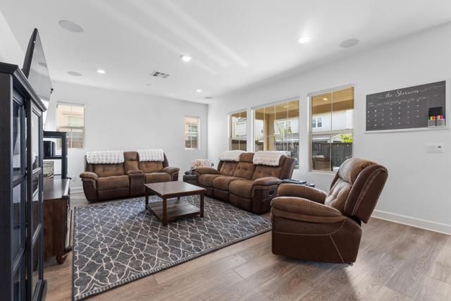 1234 Camino Prado, Chula Vista, CA 91913