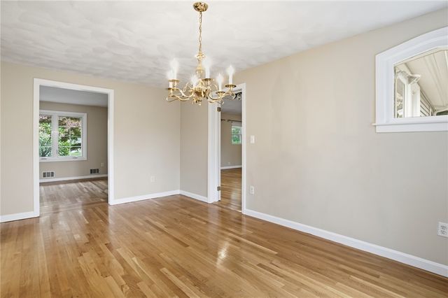 135 Red Chimney Drive, Warwick, RI 02886
