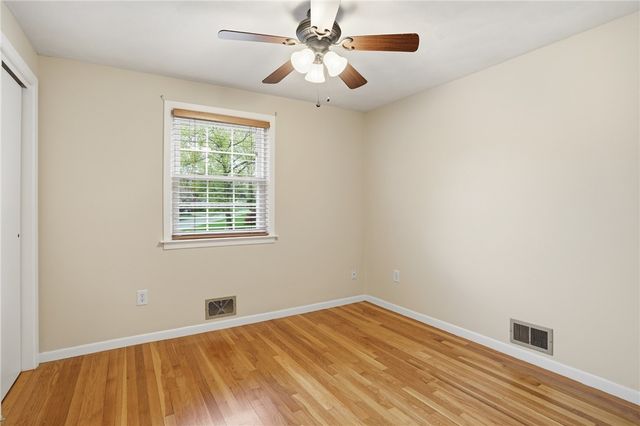 135 Red Chimney Drive, Warwick, RI 02886
