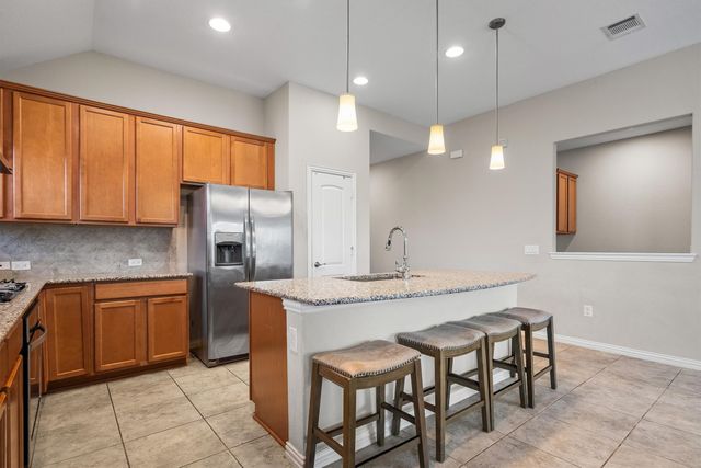 6620 Roaring Creek, Denton, TX 76226