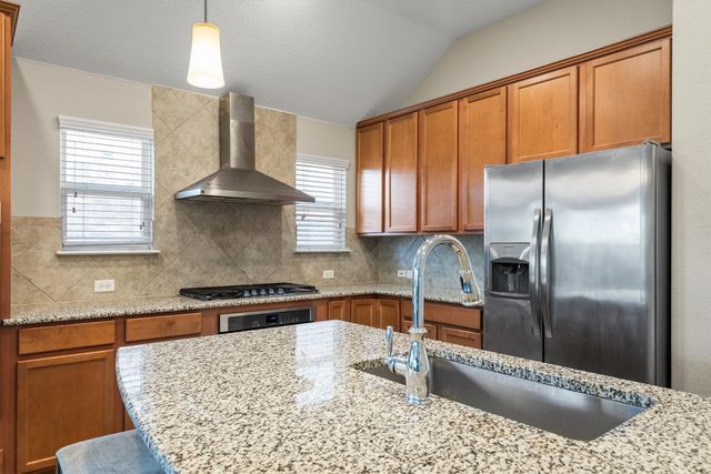 6620 Roaring Creek, Denton, TX 76226