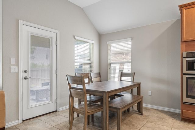 6620 Roaring Creek, Denton, TX 76226