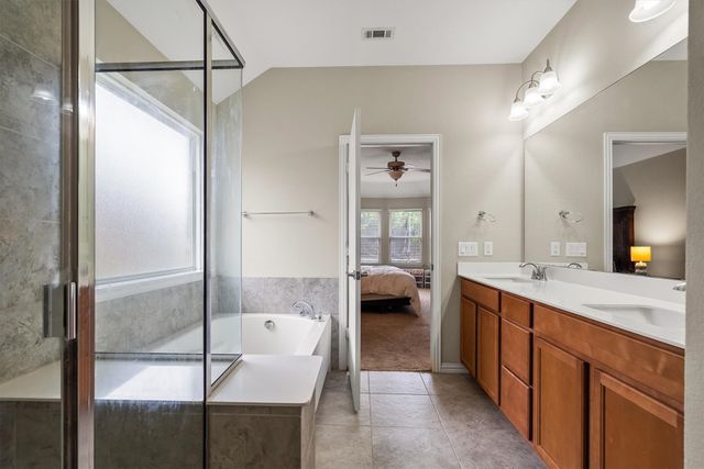 6620 Roaring Creek, Denton, TX 76226