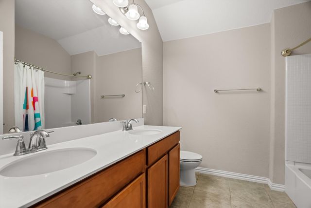 6620 Roaring Creek, Denton, TX 76226