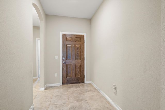 6620 Roaring Creek, Denton, TX 76226