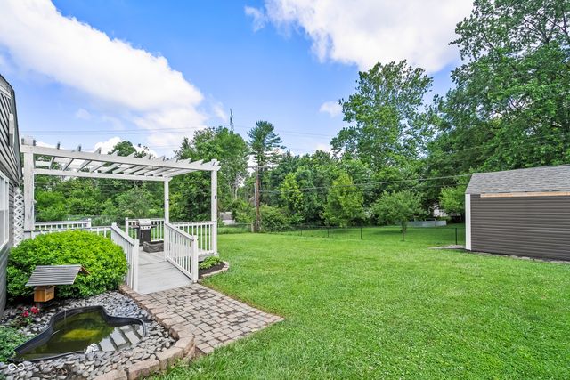 988 Rolling Hill Road, Greenwood, IN 46142