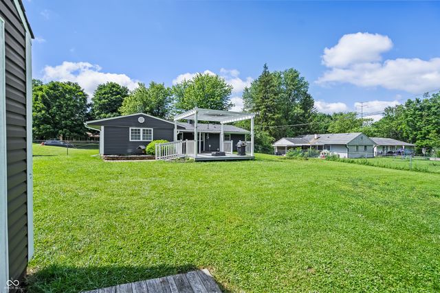 988 Rolling Hill Road, Greenwood, IN 46142