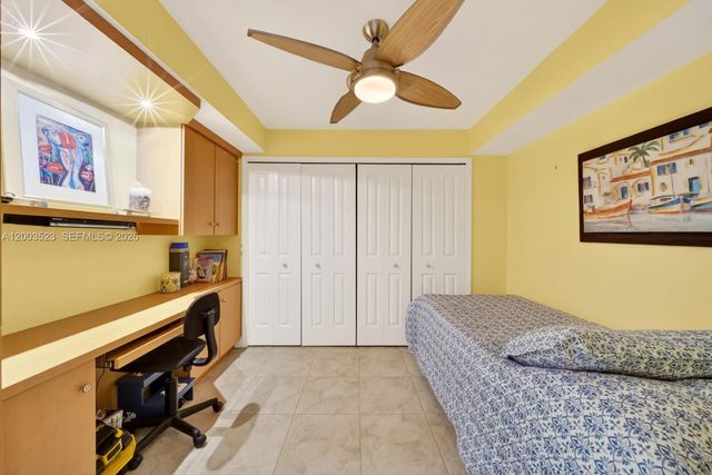 6423 Collins Ave 1204, Miami Beach, FL 33141