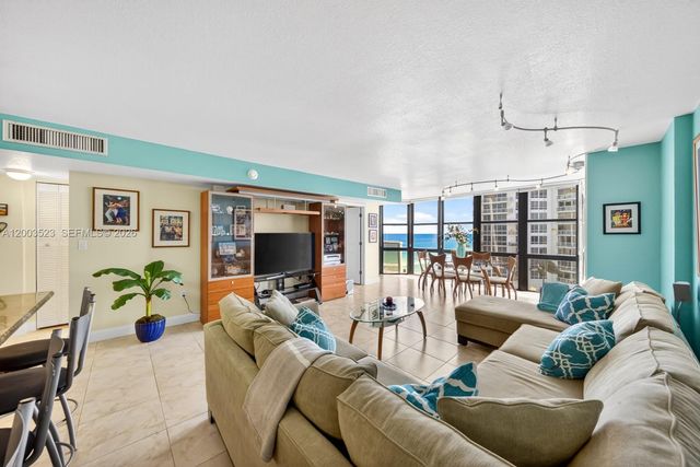6423 Collins Ave 1204, Miami Beach, FL 33141