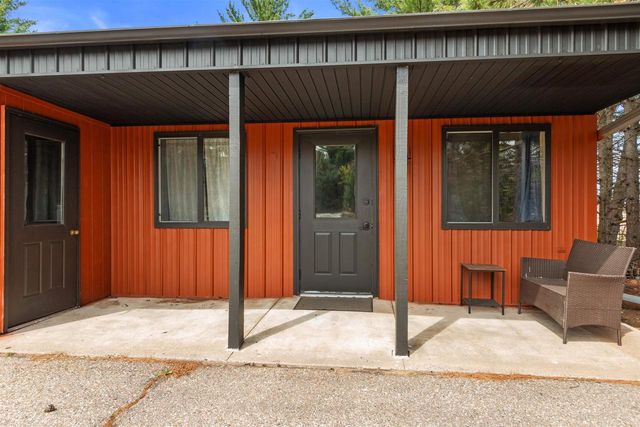 W7570 STATE ROAD 152, Wautoma, WI 54982
