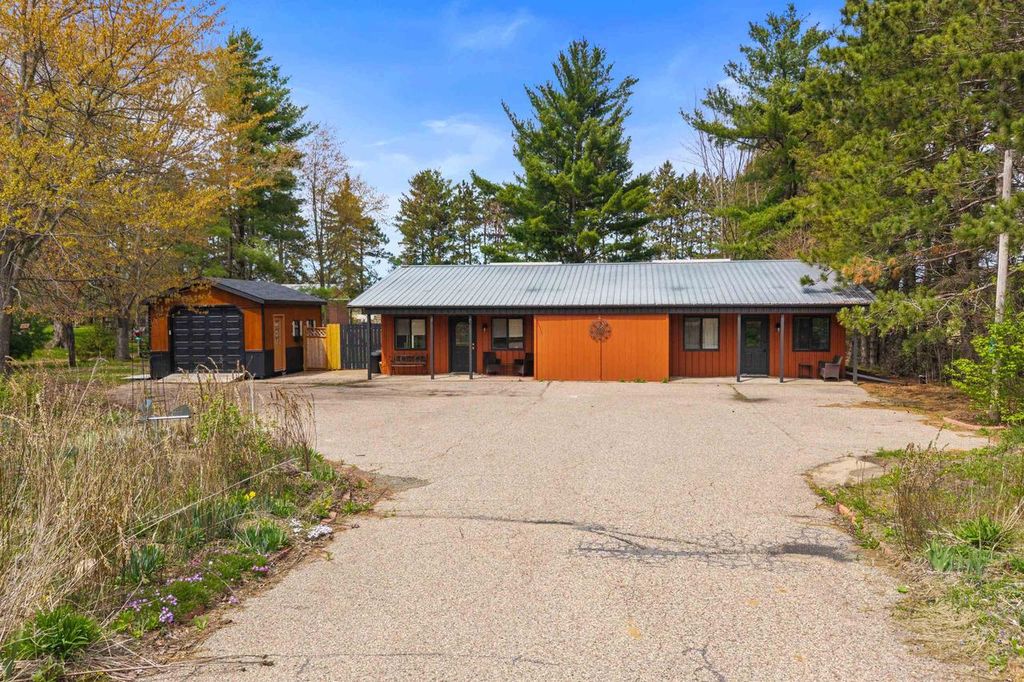 W7570 STATE ROAD 152, Wautoma, WI 54982